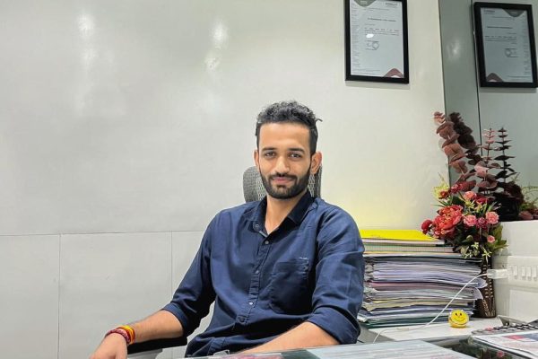 photo_6301076606943957601_y